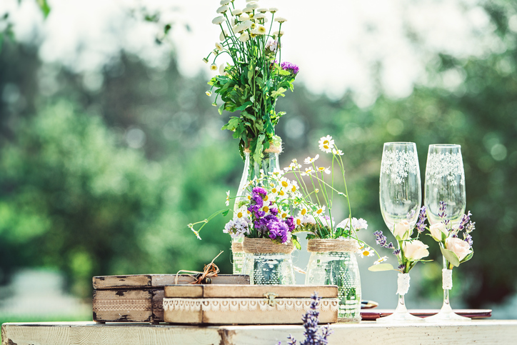 Tischdeko für eine Boho-Hochzeit