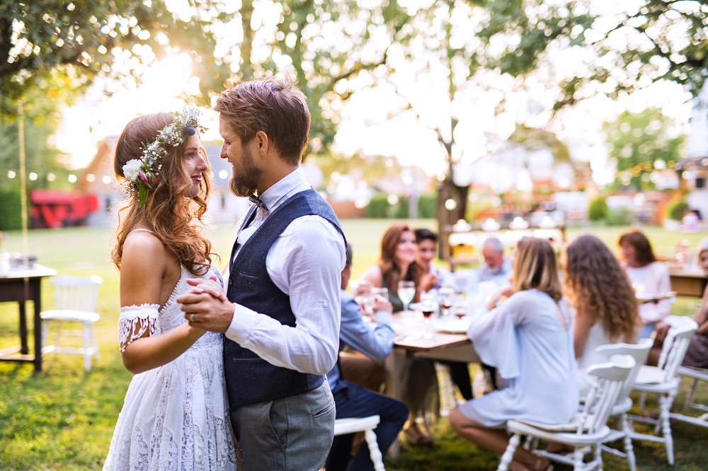 Hochzeit planen im Freien