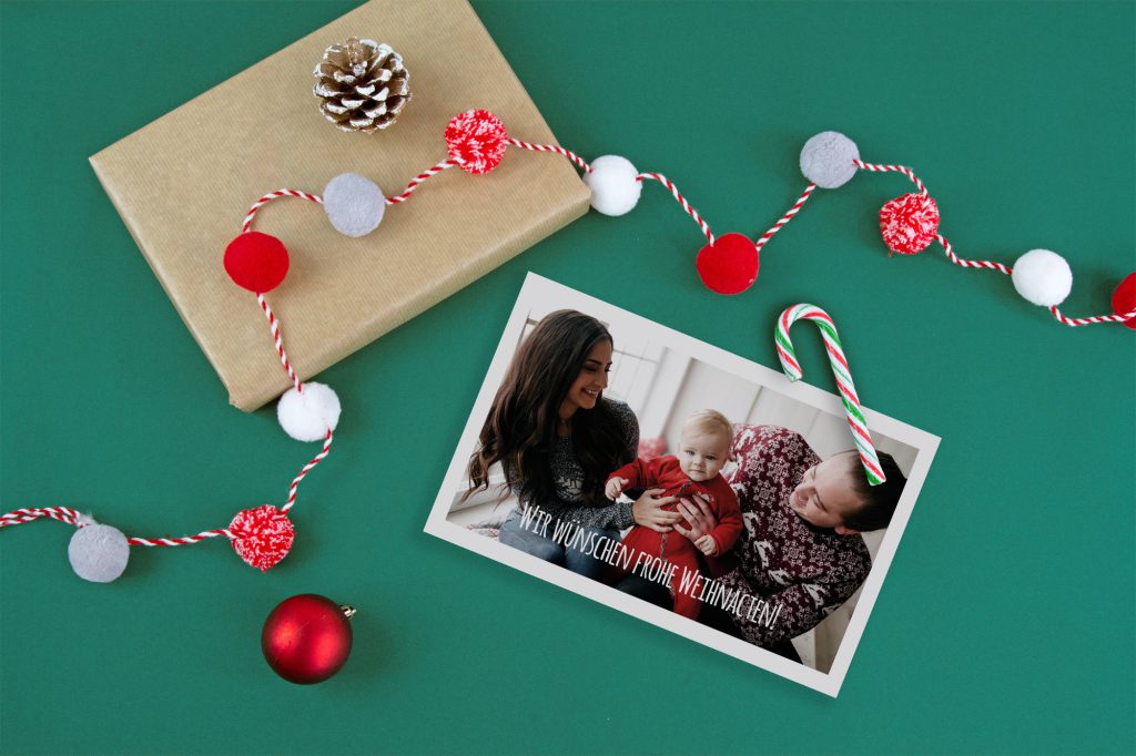 Familienfoto auf selbstgestalteter Weihnachtskarte.