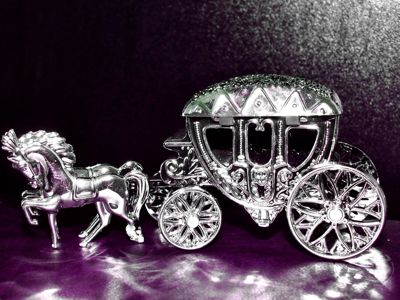 Pferdekutsche aus Silber